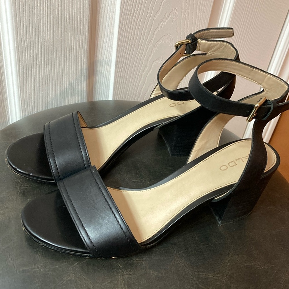 Aldo black heels size 9